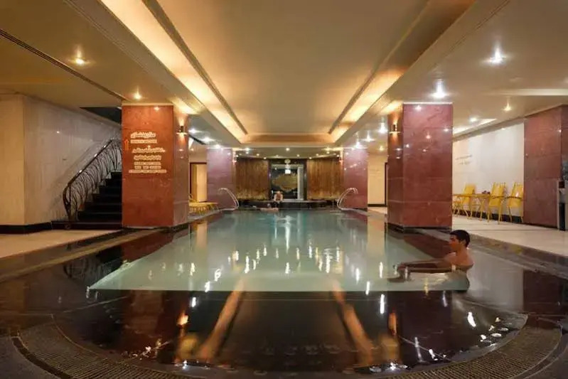 Parsian Esteghlal International Hotel