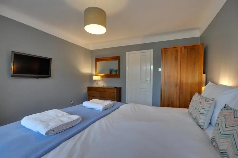 Mauve - 2 Bedroom Apartment on Peninsula