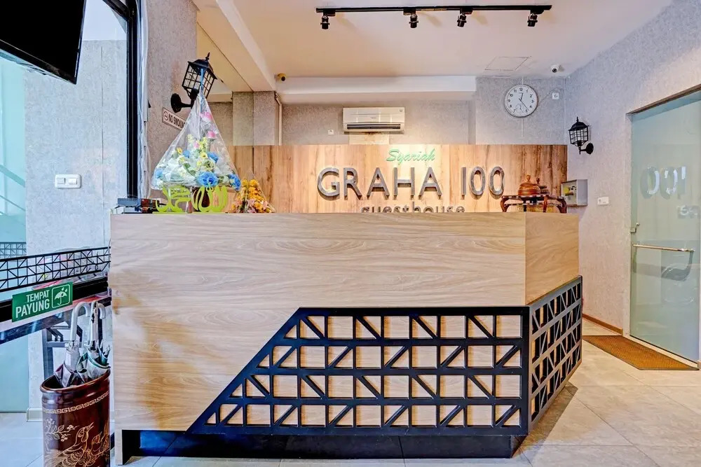 OYO 3905 Graha 100 Guest House Syariah