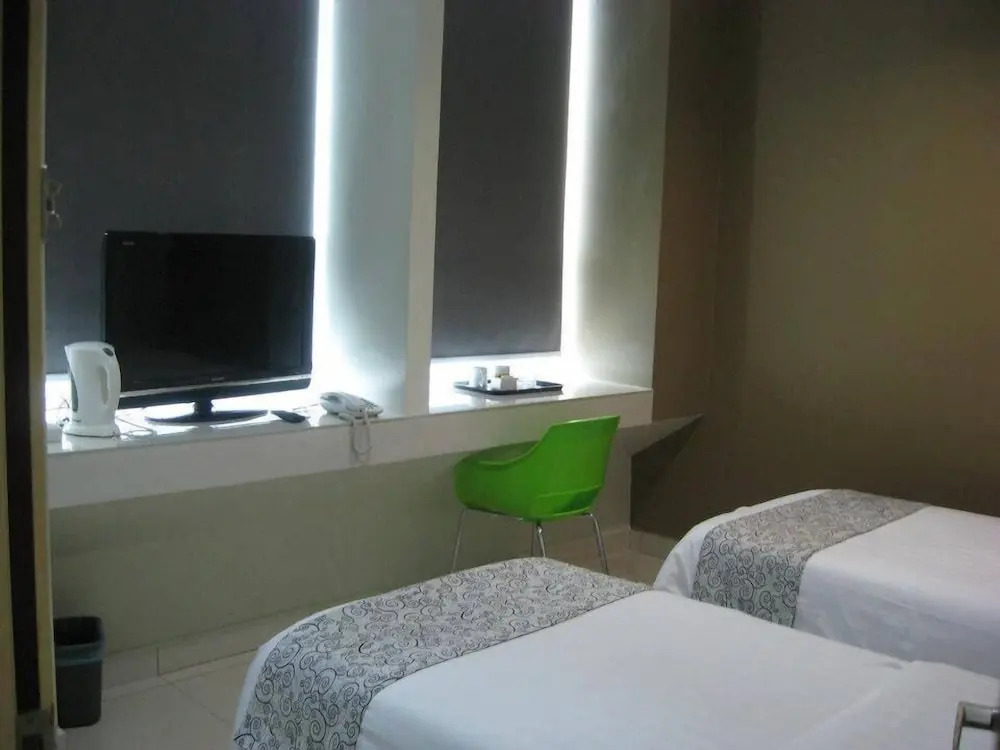 Hii-5 Hotel