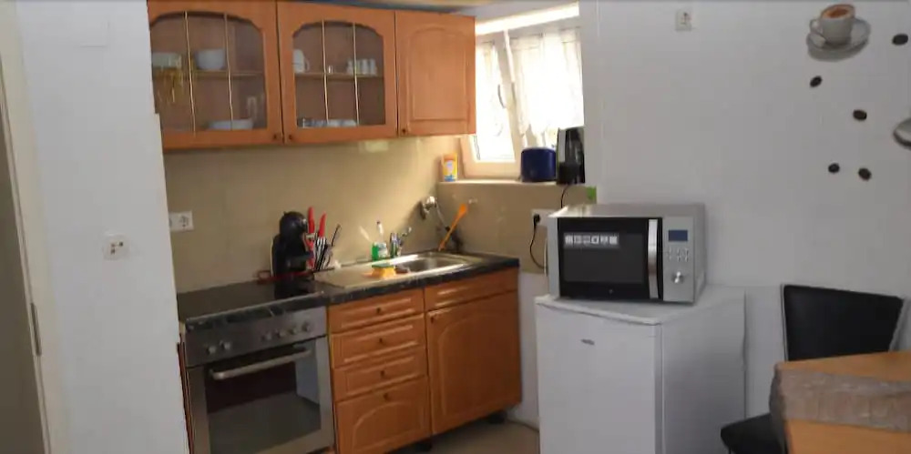 AB Apartment 12