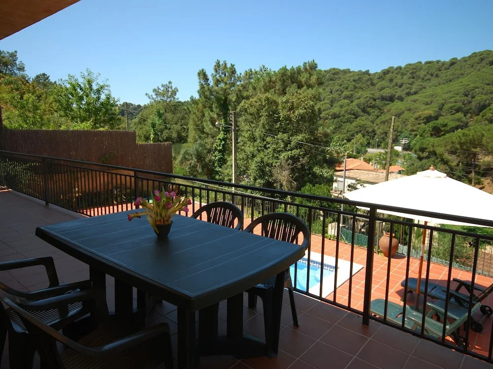 Serene Villa in Lloret de Mar With Private Swimming Pool