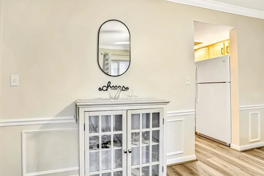 Oceanfront Condo With Pool, Grill, Central AC, Washer/dryer, & Snowbird Friendly