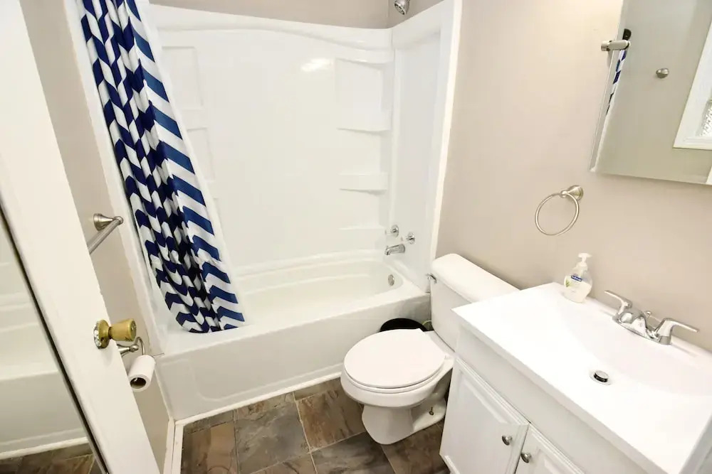 1 Bedroom Apartment Close to Notre Dame 1309 6