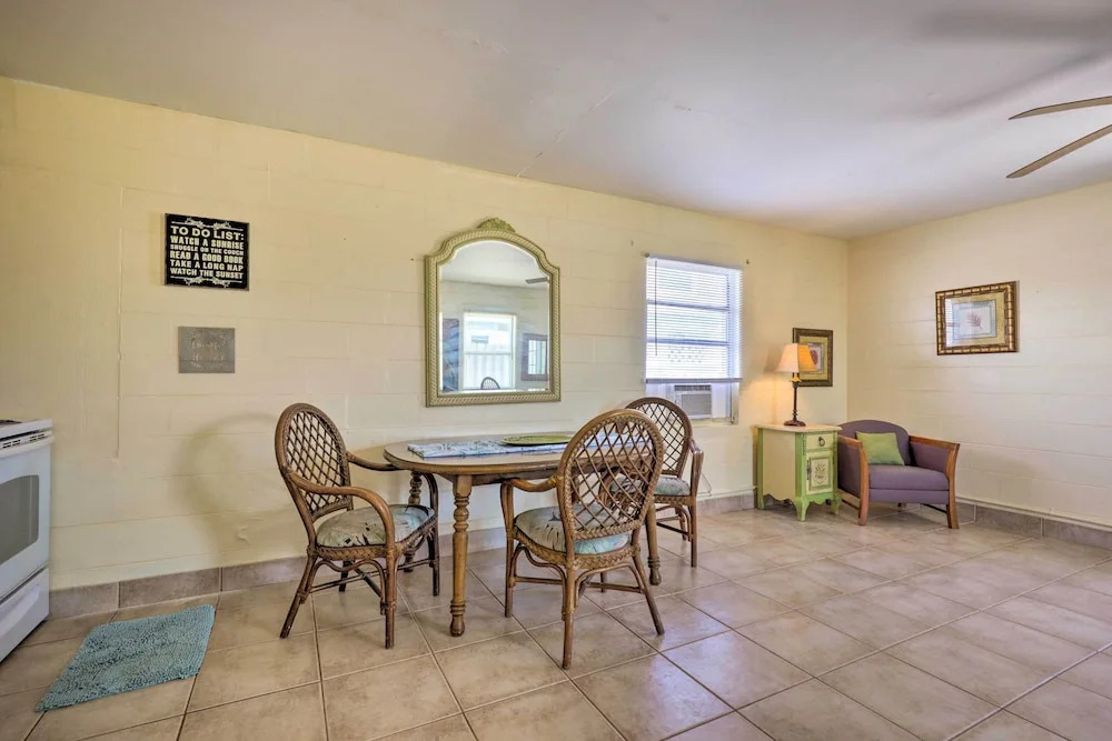 Beachfront Cottage in St Augustine - Pet Friendly!