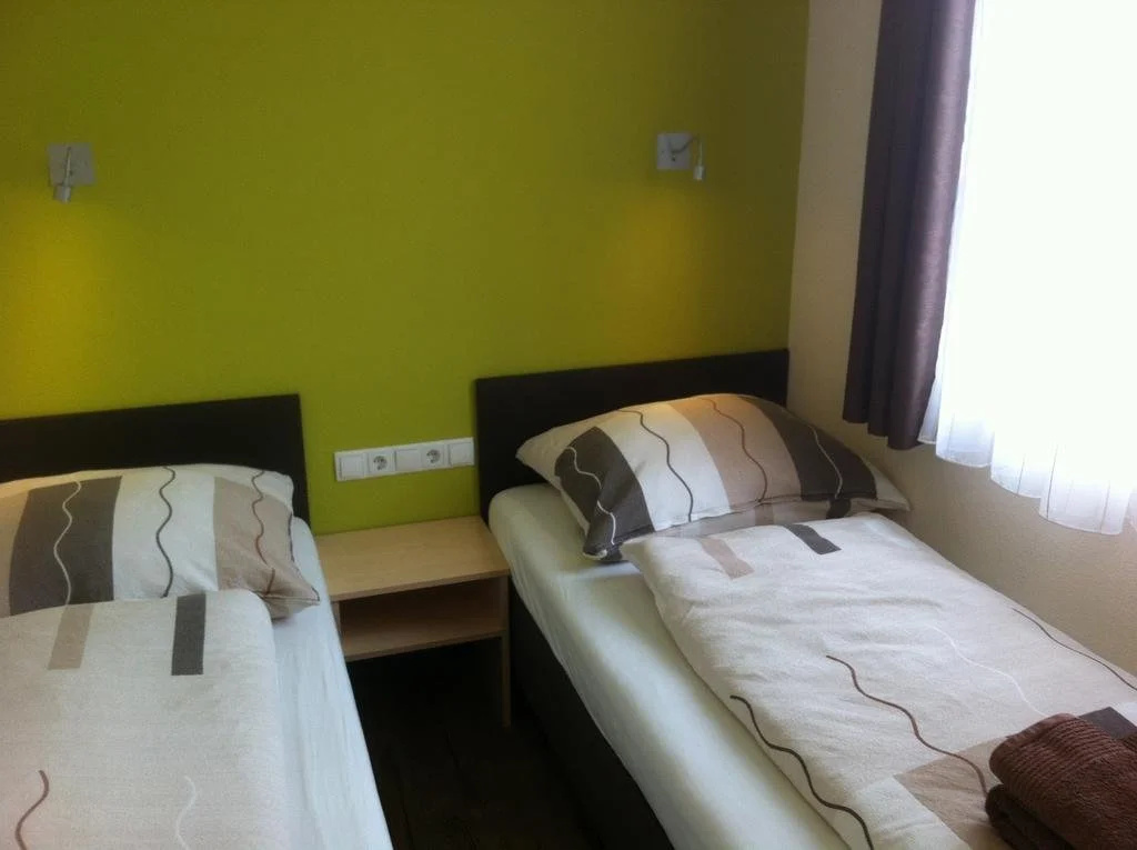 Rutsche Hostel