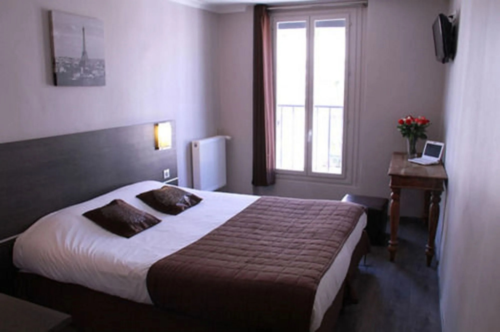 Jeff Hotel