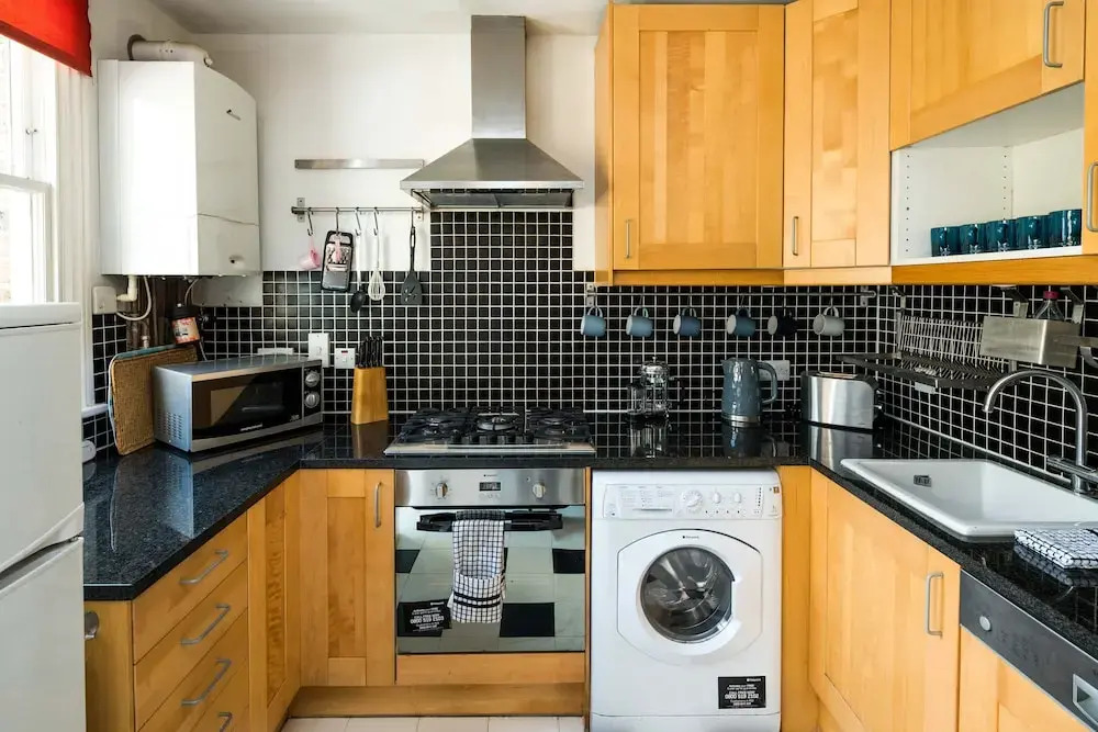 Elegant And Peaceful 2Bd Apt - Barons Court/London