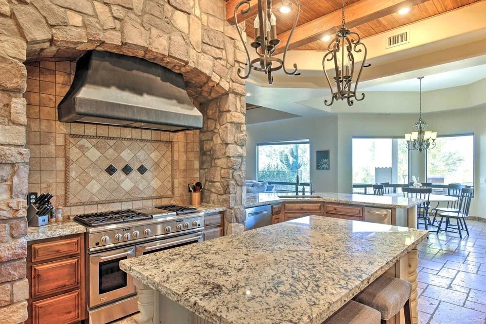 Near Golfing: Mesa Villa w/ Outdoor Oasis & Pool