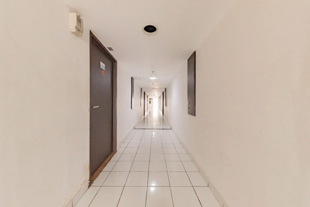 RedDoorz Apartment @ Jarrdin Cihampelas