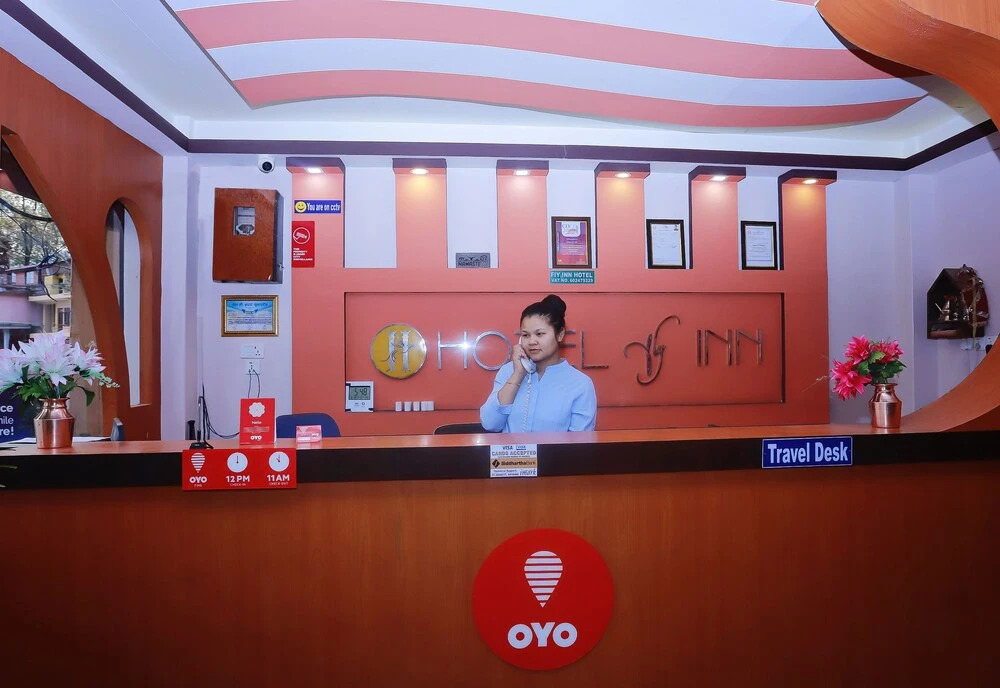 OYO 132 Hotel Fly Inn