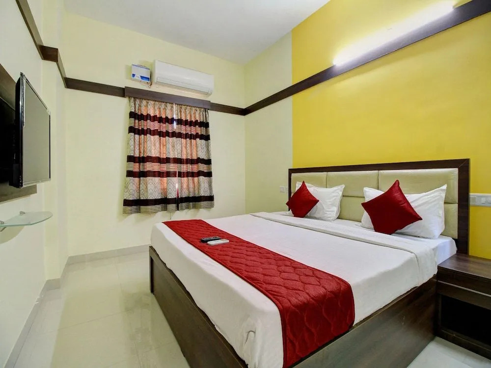 OYO 14815 Anu Residency