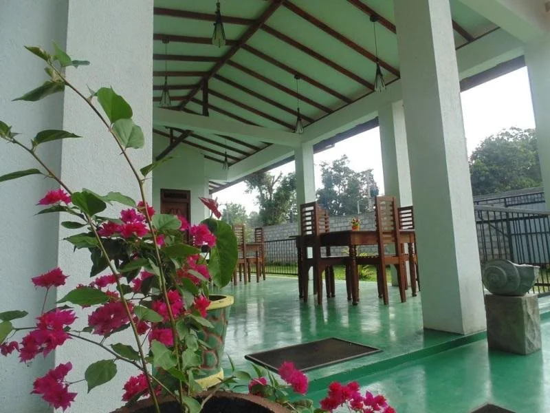White Eagle Hotel