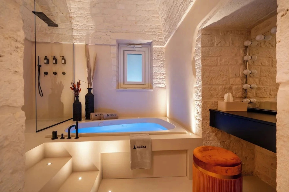 Naiira Luxury Trullo