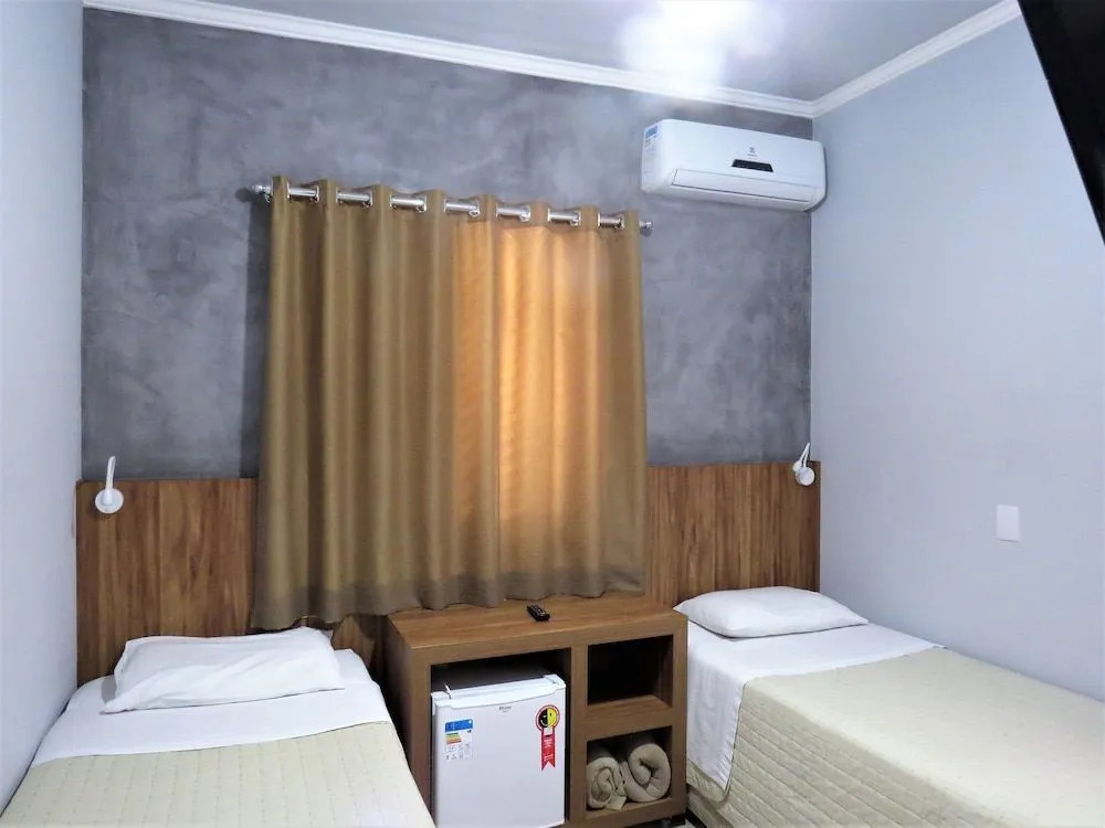 Laras Hotel