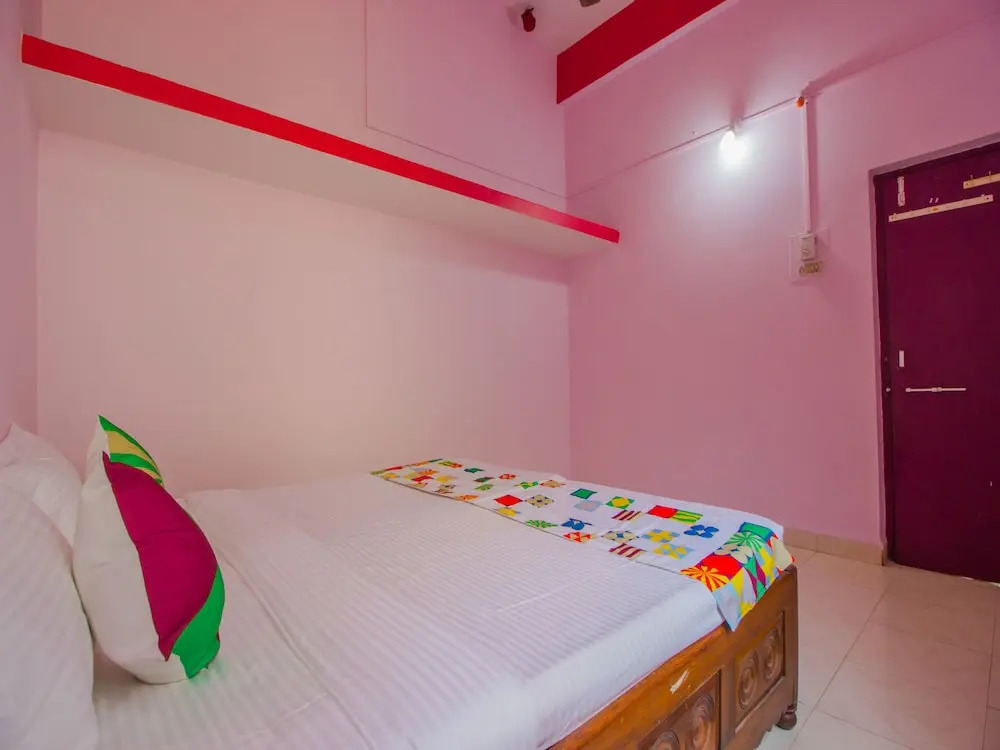 OYO 12890 Home Beautiful 2Bhk Near Baina Beach