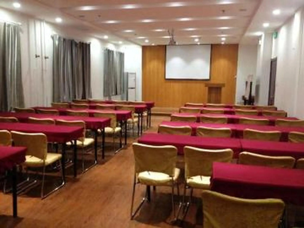 Jingjiang Inn People's Hospital Gaocheng