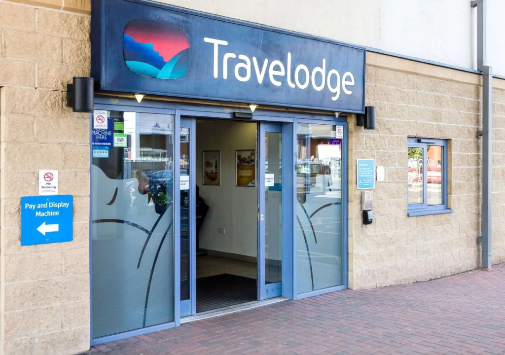 Travelodge Sunbury M3