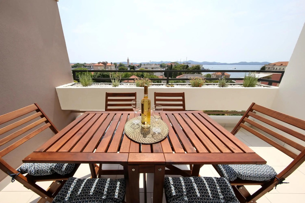 Porat Apartment