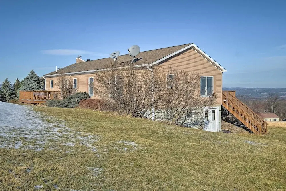 Catskills Mtn Retreat w/ Panoramic View & Fire Pit