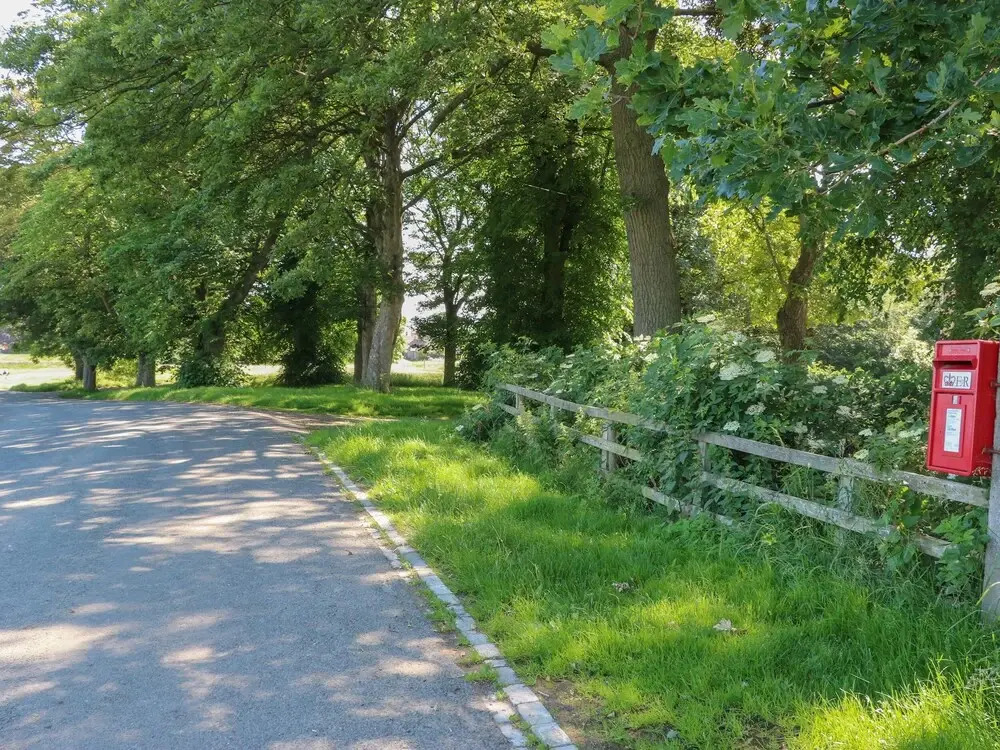 Thistle Close