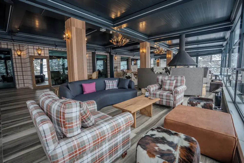 SARPİNO MOUNTAİN HOTEL
