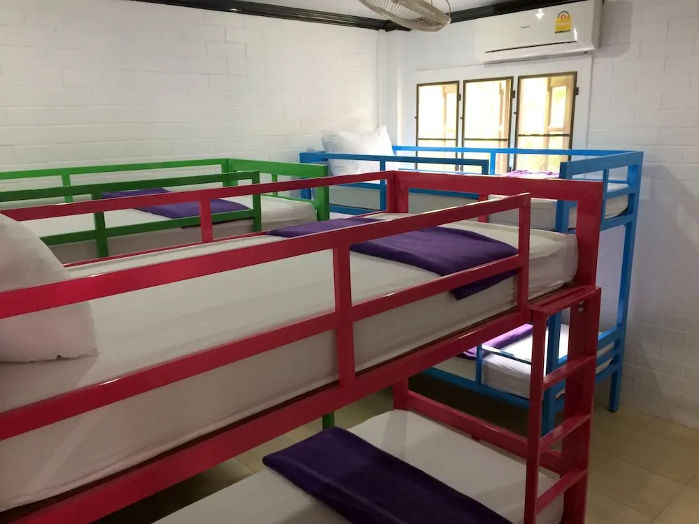 Royale Suites And Apartments By OYO Rooms