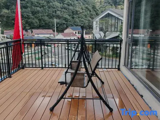 Xiaoyang Tongue Homestay