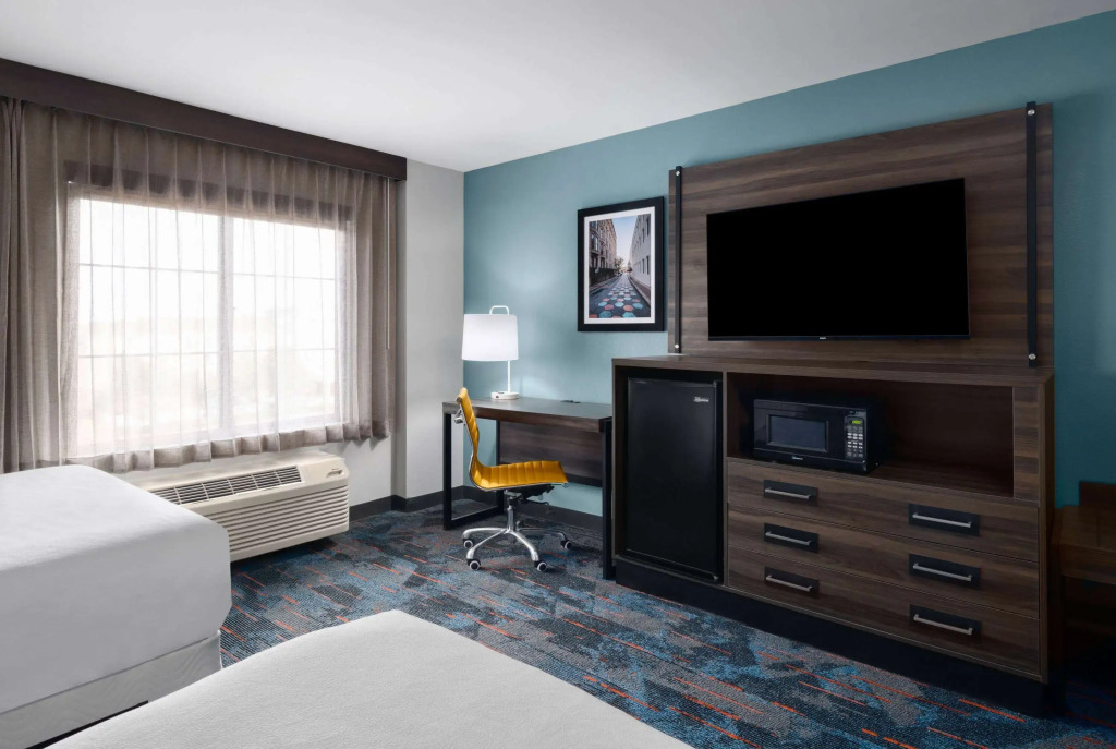 La Quinta by Wyndham Greensboro Highpoint