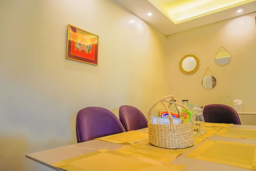 Alaya Stays Veera Marina 3 BHK Apartment