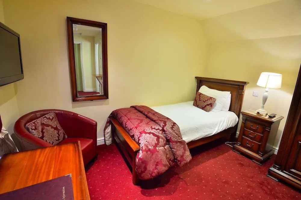 Best Western Roundabout Hotel