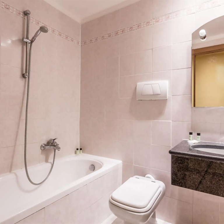 Raeli Hotel Floridia