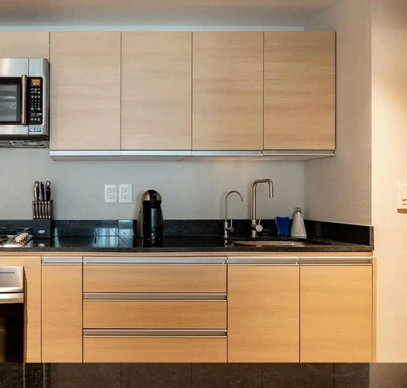 Luxury 1br Condo with Balcony in Polanco