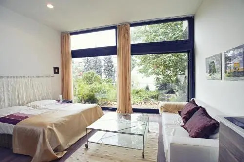Apartment Breeze