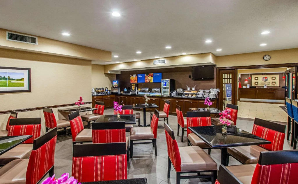 Comfort Inn & Suites Santee I-95