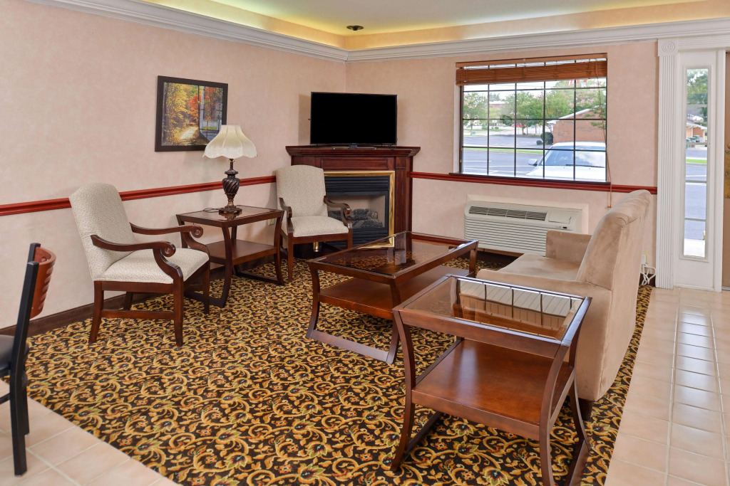 Country Hearth Inn-Toccoa