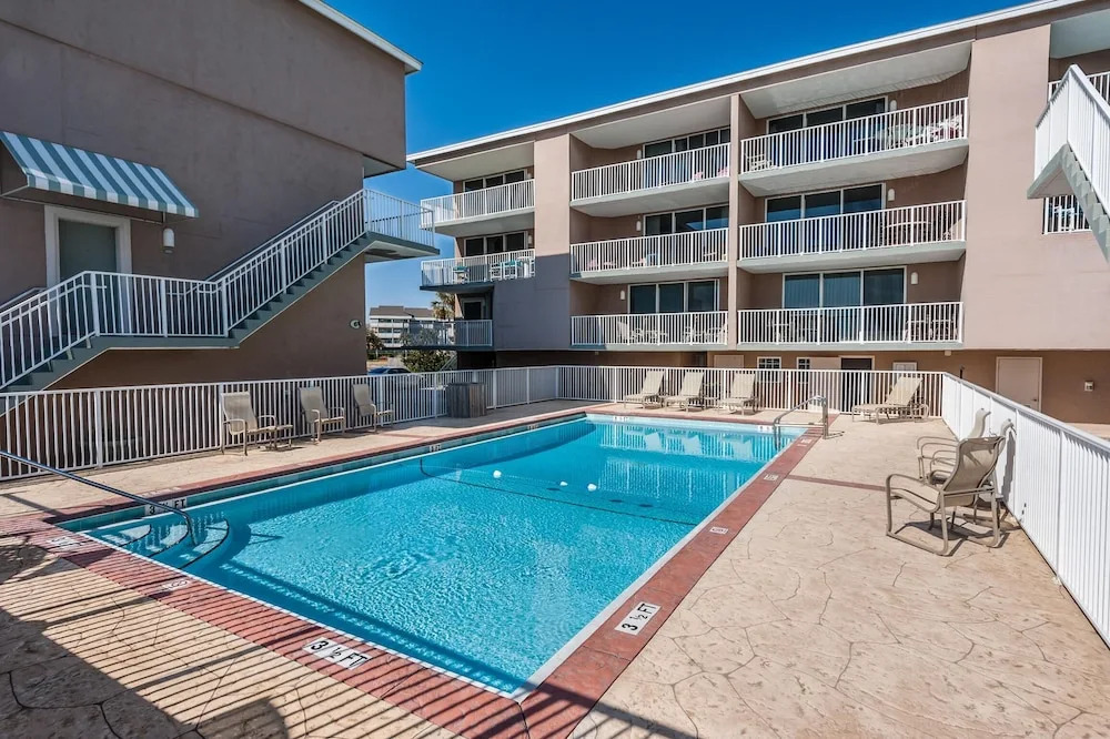 Starboard Village 412