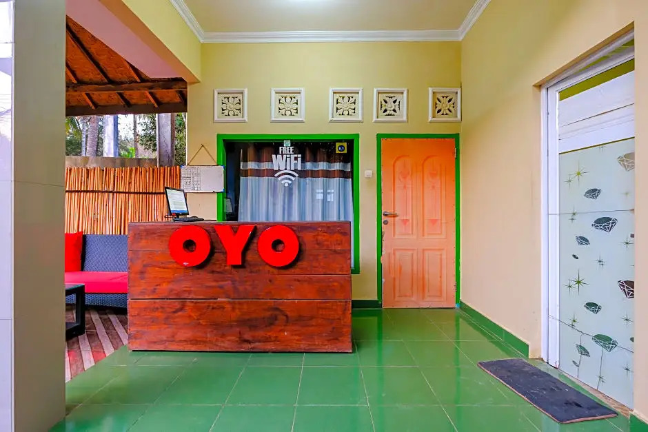 1793 Kuta Circle Homestay