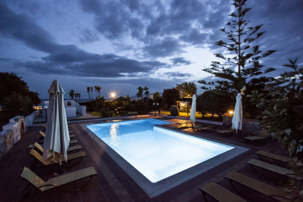 Athina Studios and Suites Plaka