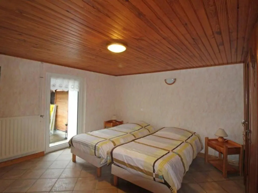 Gîte paisible avec terrasse et WIFI, proche de Gérardmer - 2 chambres, animaux acceptés - FR-1-589-216