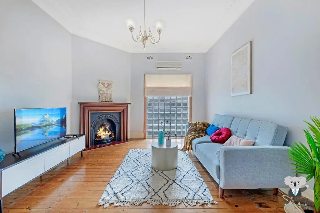 Kozyguru Campsie Oldie But Goodie Look 4 Bed House Nca011