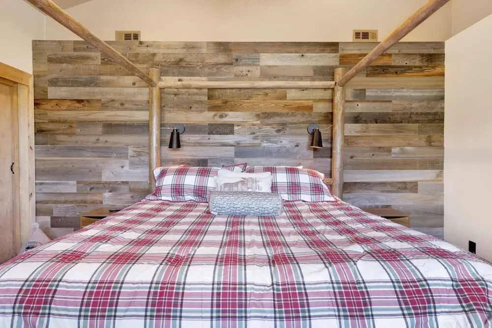 2152-big Bear Den 3 Bedroom Home by RedAwning