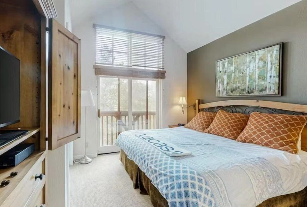 Lakeside Village 3 Bedroom Townhome At The Seasons In Keystone