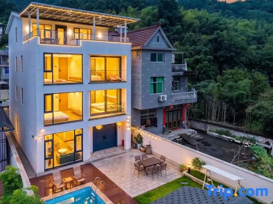 Under Shiziling · Liubai Homestay