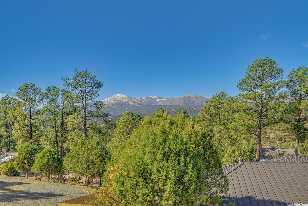 Summer Hikes! Mtn-view Gem w/ Hot Tub in Ruidoso