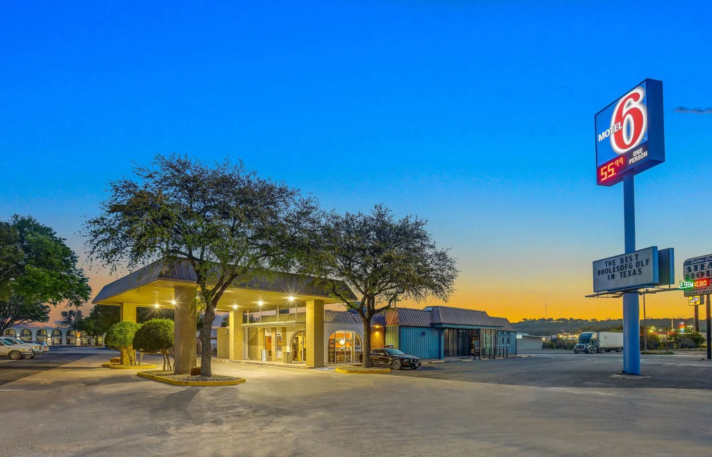 Econo Lodge