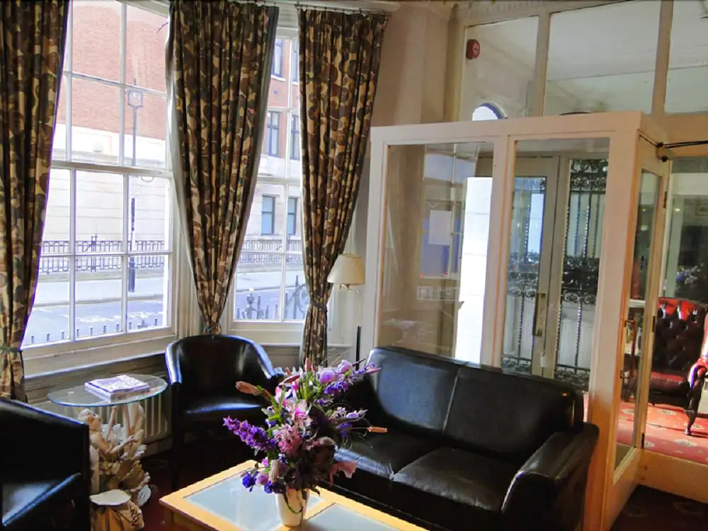 Hallam Hotel