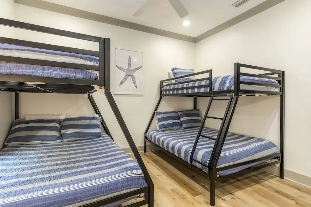 Sandy Clam Iii - 2020 Bienville 6 Bedroom Home by RedAwning