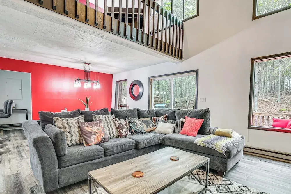 Wooded Tobyhanna Home w/ Fire Pit & Lake Access!
