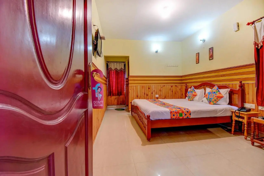 FabHotel KS Thayagam Residency